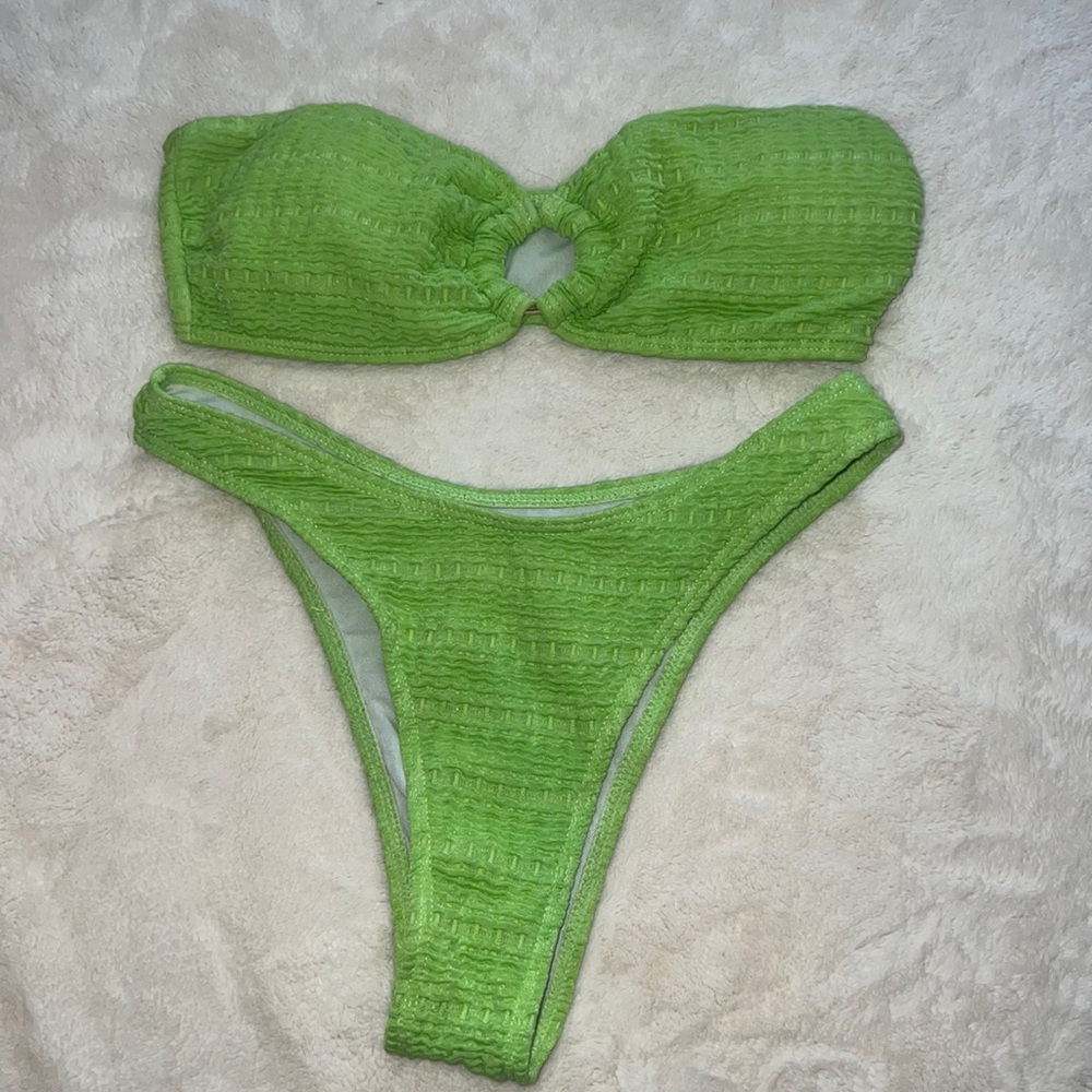 bandeau bikini top with matching bottoms